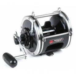 PENN® Senator® Star Drag Conventional Reels